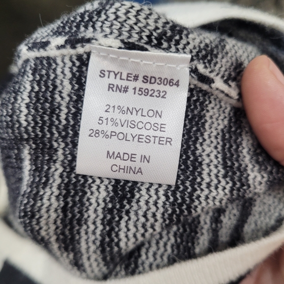 Story On Black and White Zebra Print Wrap Dress - Picture 6 of 6